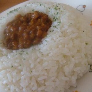 微妙に残ったカレーで♪キーマカレー